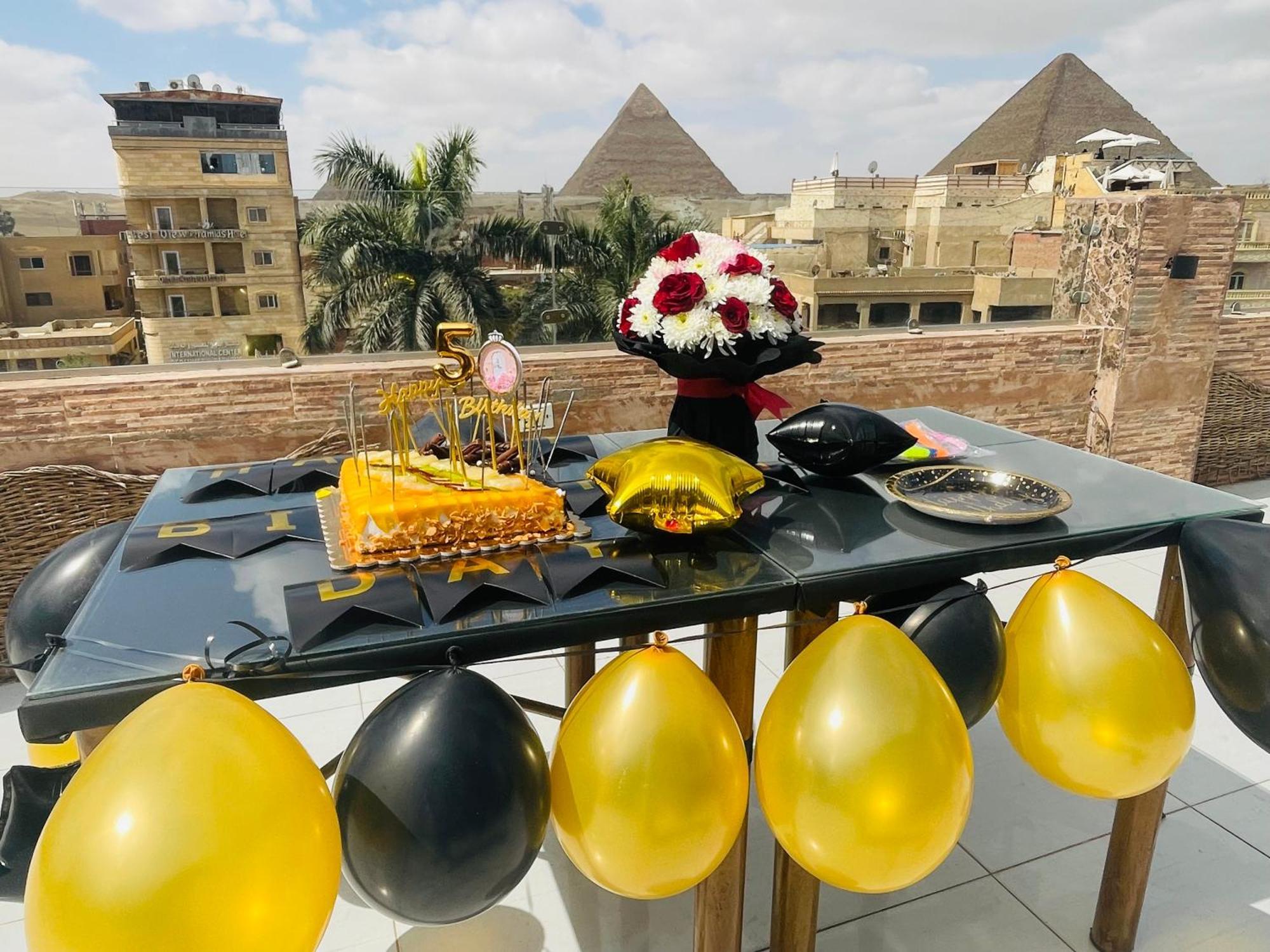 Pyramids Express View Hotel Kafrat al Jabal Экстерьер фото